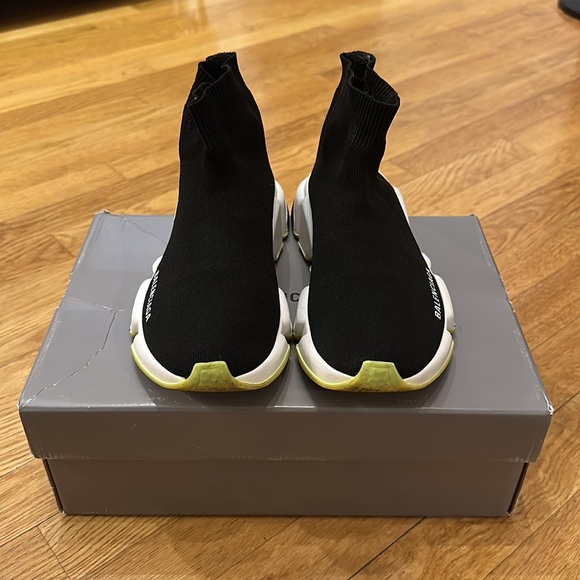 Balenciaga Speed Runner slip on sneaker with lime green sole. - Picture 2 of 6